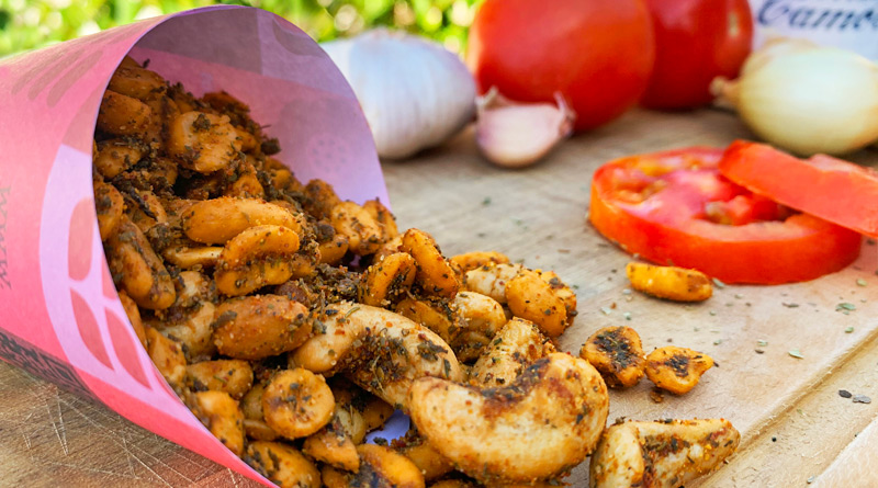 La marca brasileña Nutty Bavarian lanza castañas con sabor a pizza